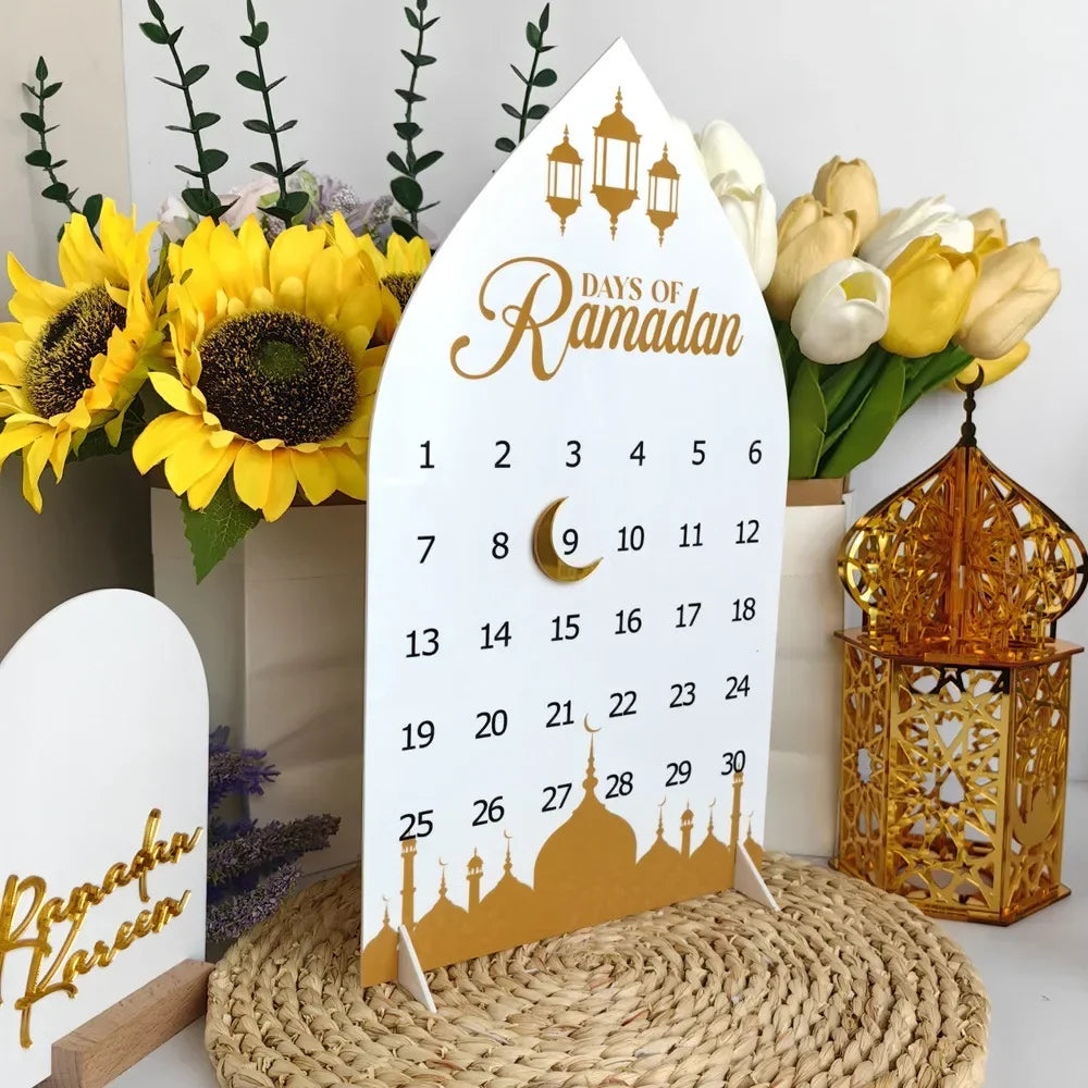 Ramadan Countdown Calendar with Moon Slider