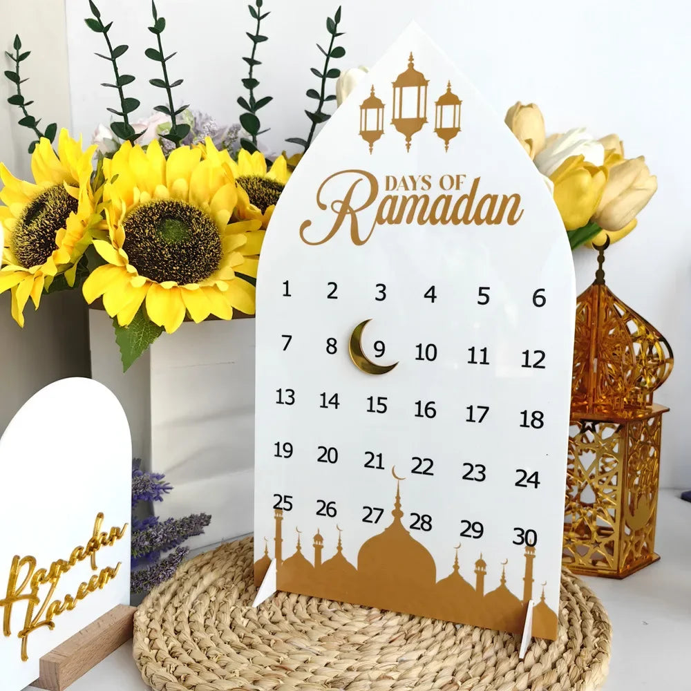 Ramadan Countdown Calendar with Moon Slider